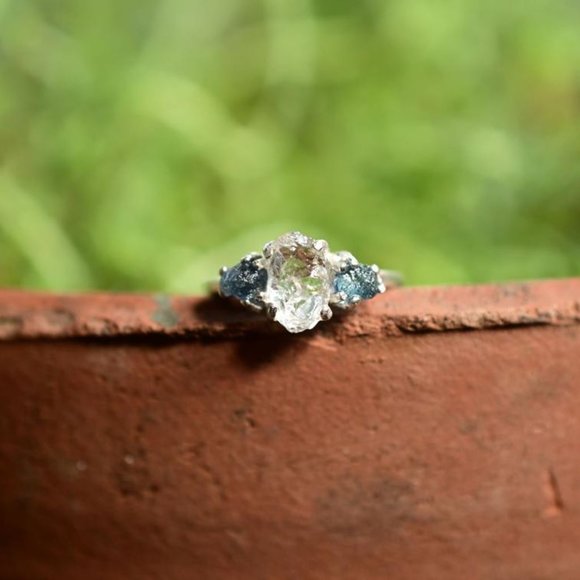 Raw Sapphire and lake county diamond ring silver - Picture 4 of 5